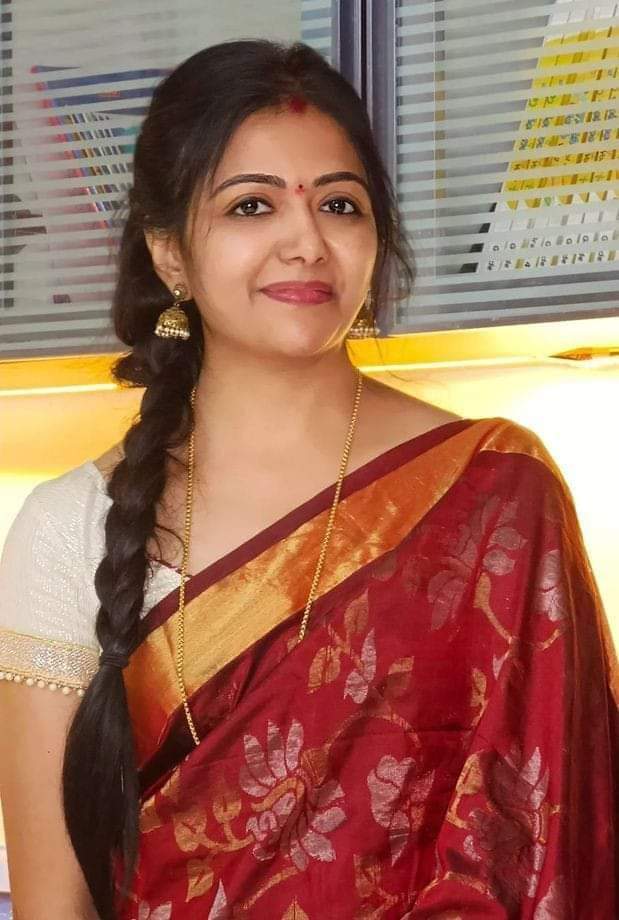 என் பலமும் 
பலகீனமும் 
நீ மட்டுமே அறிவாய்..
அதுவும் நீதான் என்பதையும் அறிவாய்..
அன்பு தோழிக்கு...
Good moring