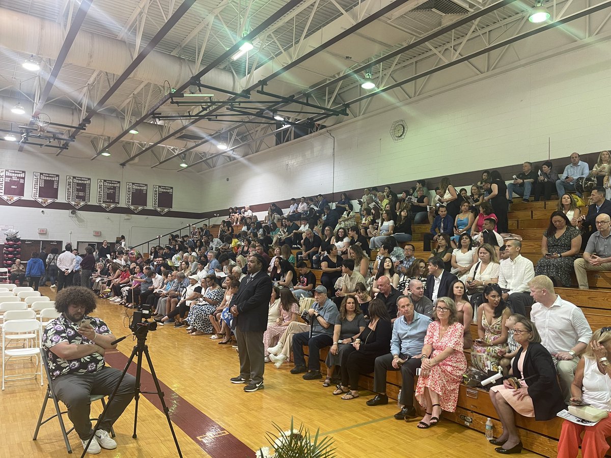 Mandy Colangelo tweet media