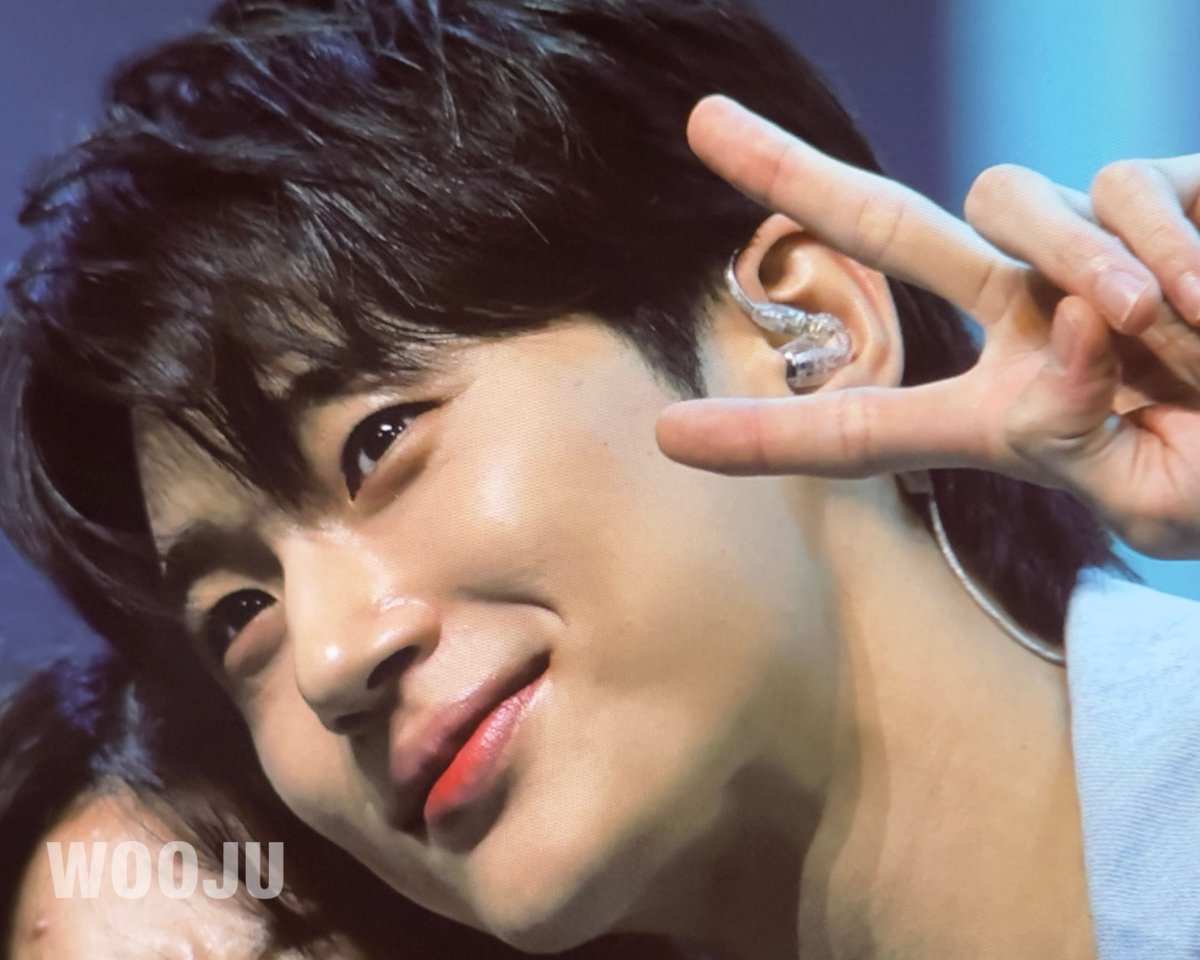 letter_1031's tweet photo. 눈뜨면 초롱초롱✨                     웃을땐 >_< https://t.co/y2EXvgda2X
