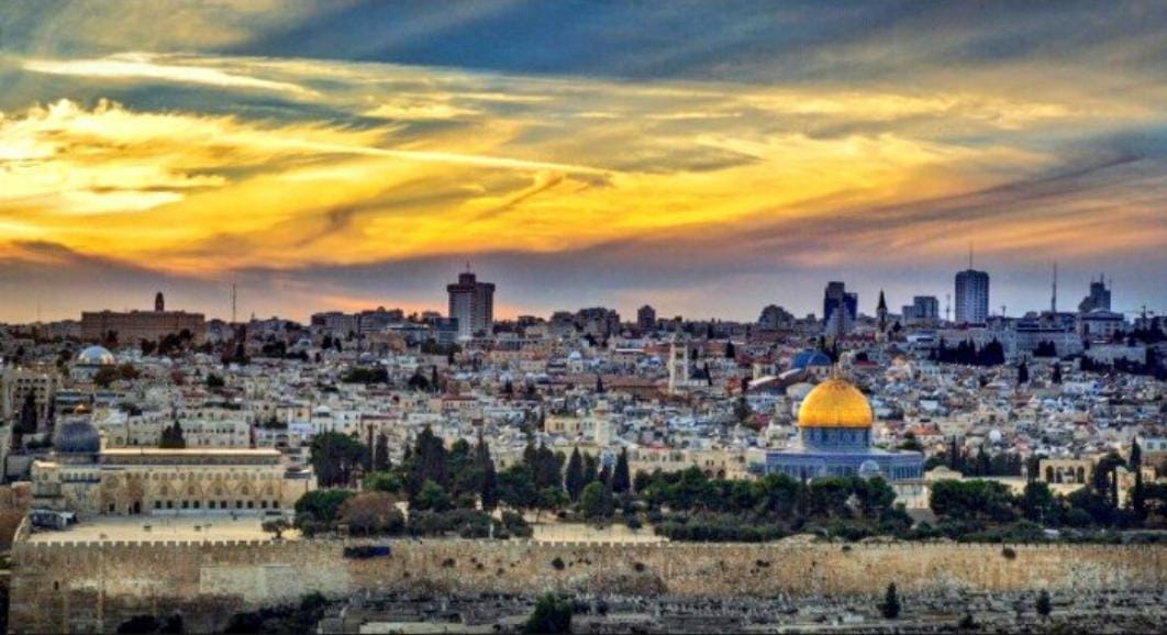 Walidkilani6's tweet photo. فلسطين لا تتحرر برحيل آخر جندي صهيوني منها، بل بتحييد آخر عميل محلي فيها https://t.co/Svu2o1Mopi