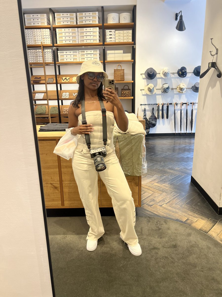 Mommaj____'s tweet photo. Tokyo 📍 https://t.co/U7w0quE6gV
