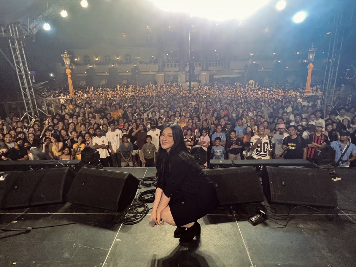 ImperialBeatriz's tweet photo. Samal Bataan 🙌🏻 #BeatrizImperial #Riverymaya #EdricUlang #RougeBand https://t.co/Y9Yw3f9kMD