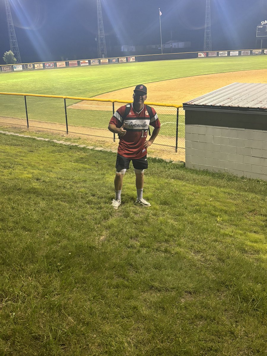 Rox with a 5-2 win over the <a href="/DrakesDawson/">Dawson Drakes</a> tonight. Tony Schake went 7 strong innings. Justin Downes came in and got the 2 inning save. <a href="/tyson_powell13/">Tyson Powell</a> had a big day at the plate with 3 hits including a double and a HR with 4 RBIs. He seems pretty thrilled with a win.