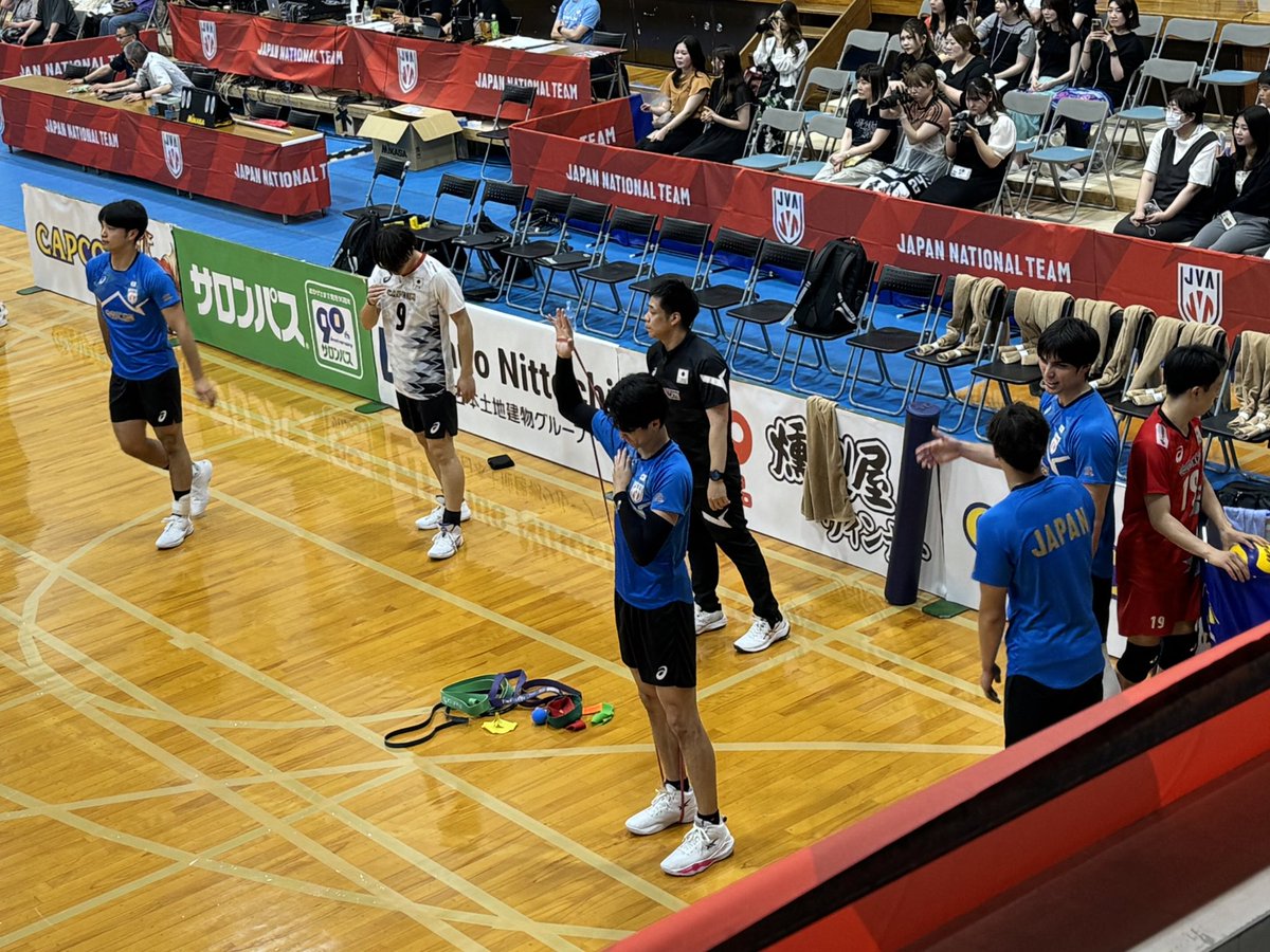 VOLLEYBALL HEROES tweet media