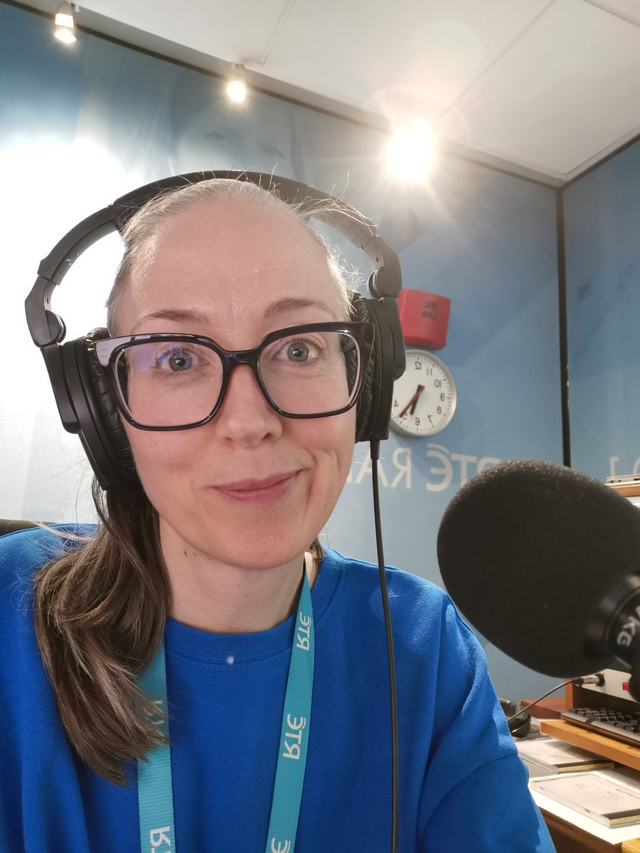 Tangled up in blue and ready for Rising Time! Come join me from 6am on RTÉ Radio 1