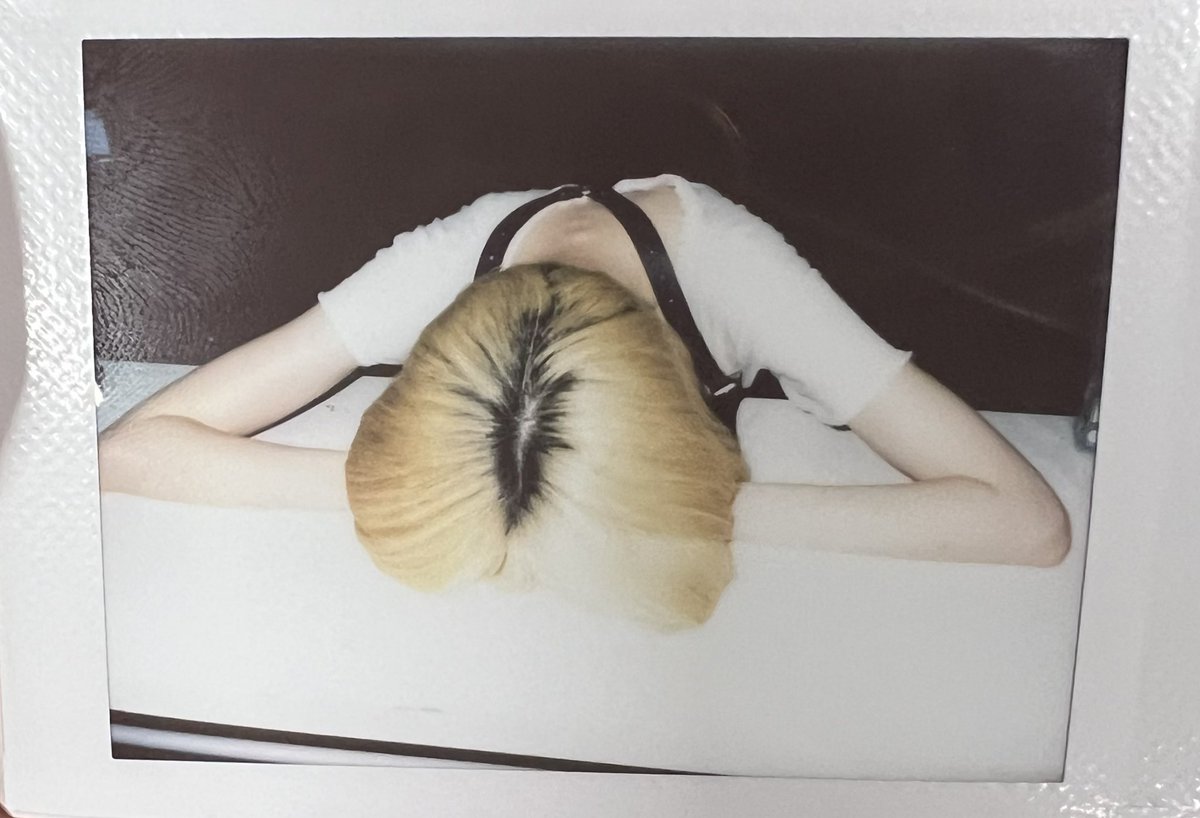 kanata_t's tweet photo. テーマ「あなたはどんな風に授業中寝ていました（います）か？

#陽南ぼっこ 中学は寝たことない！高校は ( ˘ω˘ )ｽﾔｧ…
#すず奈すずなり 寝ようとしないでいたら寝たパターン
#つ輝ちゅーにゅー すべての授業寝ていた。 https://t.co/Ovm9gwD1kU