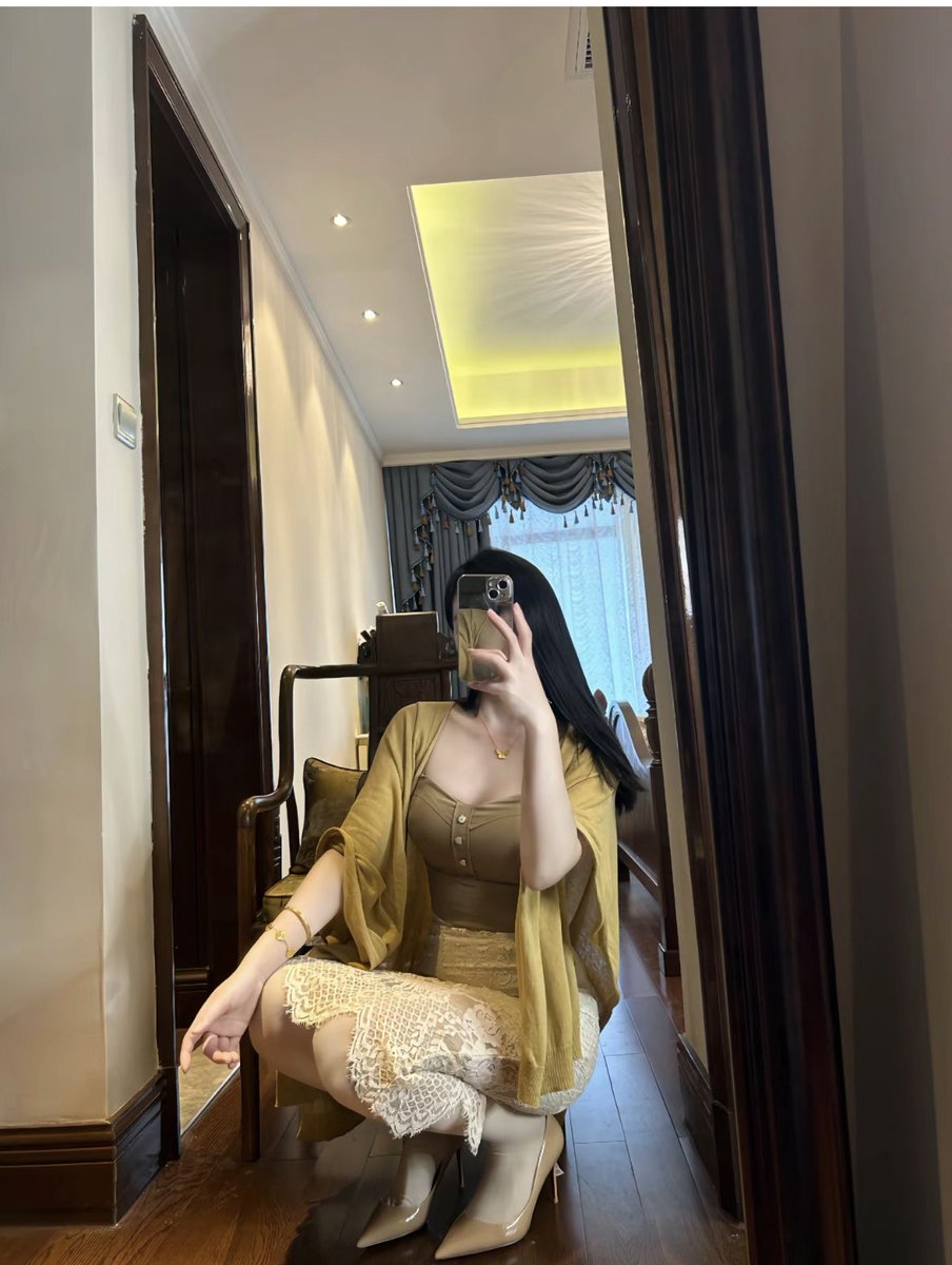 好久不来你们想我了吗？ https://t.co/wtAQxcQmcz