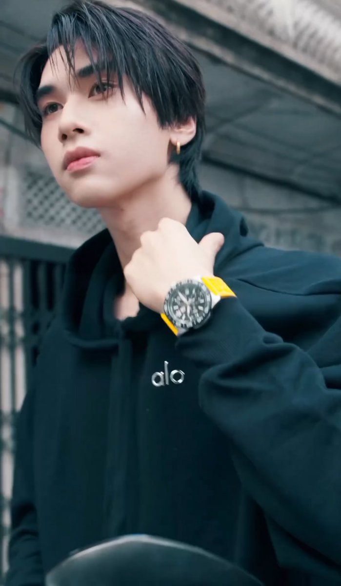 Imm080837's tweet photo. หล่อ ดูหรู ดูแพง เป็นคนที่ใส่นาฬิกาได้ดูมีออร่าที่สุดดูไฮโซดูโก้ และเคมีที่เข้ากับผู้หญิงได้ทุกคนลงตัวสุด ๆ 

#LifestyleAsiaThailand #HitTheCity #LSAHitTheCity
#AlwaysVisible #EverySecondCounts #Luminoxthailand 
@dunknatachai #dunknatachai
https://t.co/afBzp5lmtV