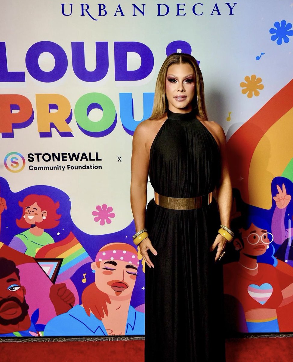 Drag Crave tweet media