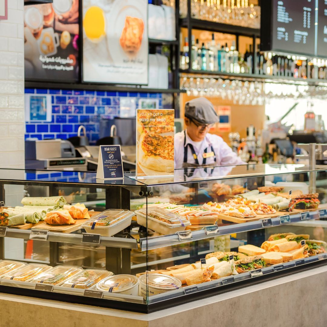 Flying somewhere this Eid? Make sure to stop by our Jones Express at @dxb Airport T1, T2, and T3 to grab a quick bite before take-off! Find a selection of gourmet grab and go delights from wraps, sandwiches, freshly brewed coffee and more. ☕
