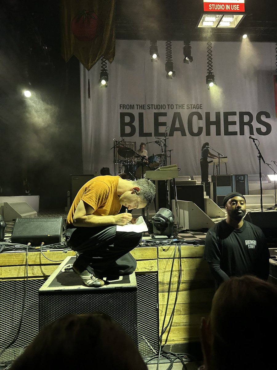 Jainjl's tweet photo. @bleachersmusic  @jackantonoff What a show! Thank you Bleachers! Amazing as always! DC#1 https://t.co/wZ95CD261J