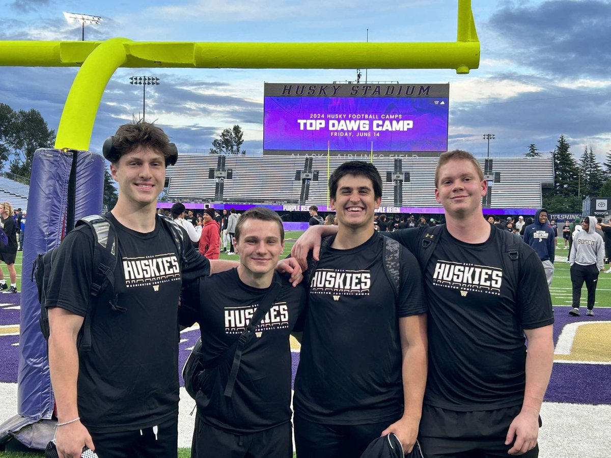 N1ckSavage's tweet photo. Grateful for the opportunity to learn and compete at the @UW_Football camp today. @issaquahfb @TFordFSP @DomSkene @brennanpcarroll https://t.co/7Vmoy2uvt2