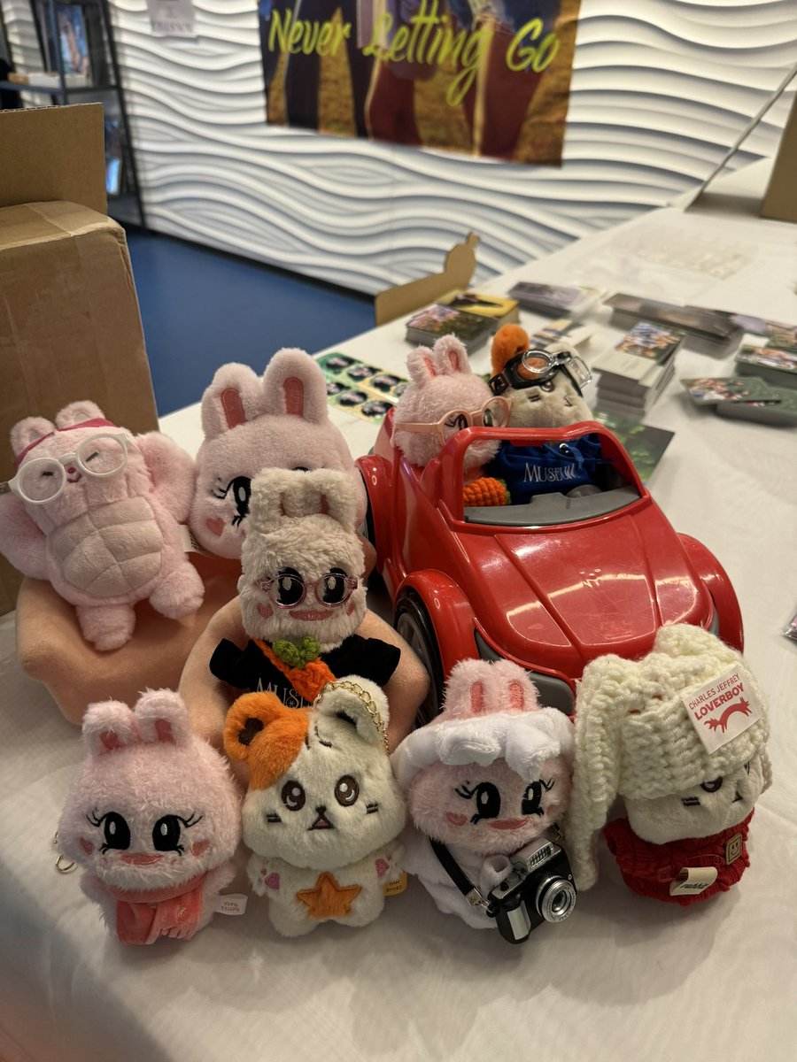 carmenfoocm's tweet image. Till the next time @metrophecy @byuls__1222 🫶🏻
#mamamoo10thanniversary
#neverlettinggo