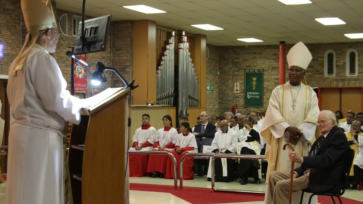 The hymn writer and educationist John Gardener, best known for his hymn,  “Who can save our land and people”, has been admitted to the Order of  Simon of Cyrene anglicanchurchsa.org/hymn-writer-jo…