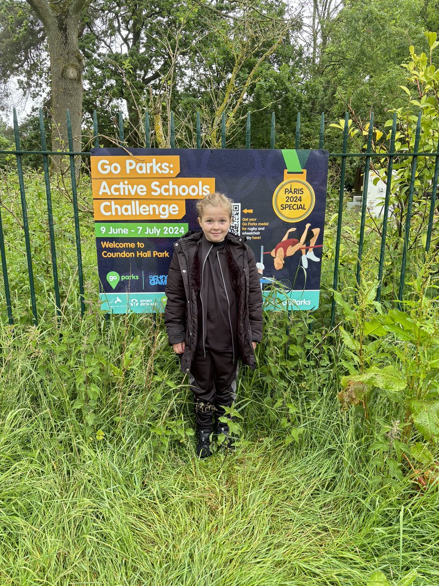 ronitillman's tweet image. A wet and miserably day but a visit to coundon hall park before dancing means double points for #teamEGJS @CovSport @SGOCoventryWest #GoParks
