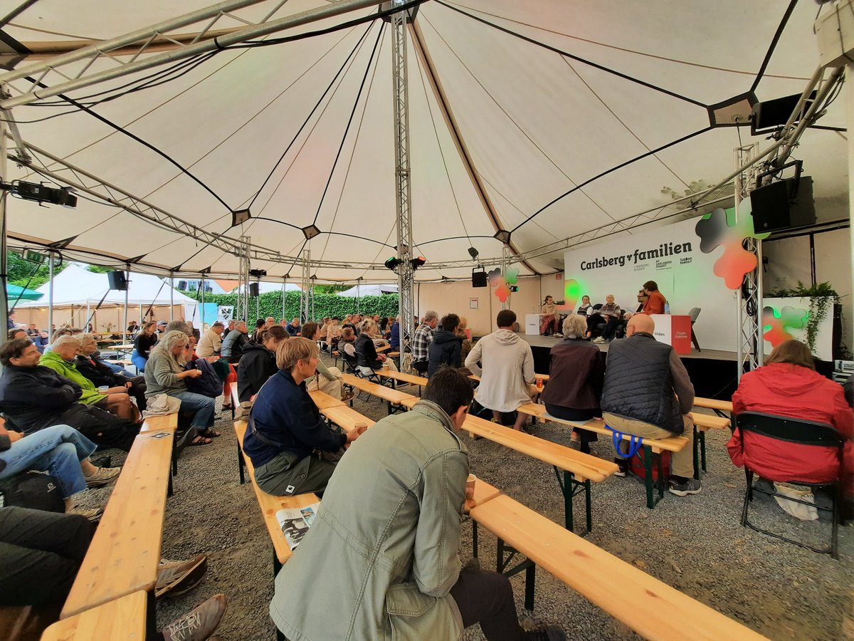 DTUtweet's tweet image. @jan_madsen, professor, institutdir. @DTU_Compute:&quot;AI kan hjælpe os med at spare energi, men bruger selv stigende mængder af energi&quot;. Se debat &apos;Børn af solen  - Live&apos; på #fmdk N17