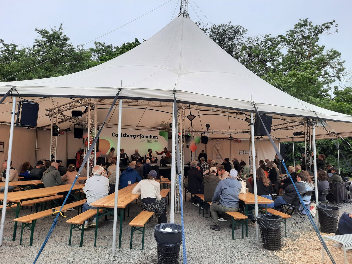 DTUtweet's tweet image. @jan_madsen, professor, institutdir. @DTU_Compute:&quot;AI kan hjælpe os med at spare energi, men bruger selv stigende mængder af energi&quot;. Se debat &apos;Børn af solen  - Live&apos; på #fmdk N17