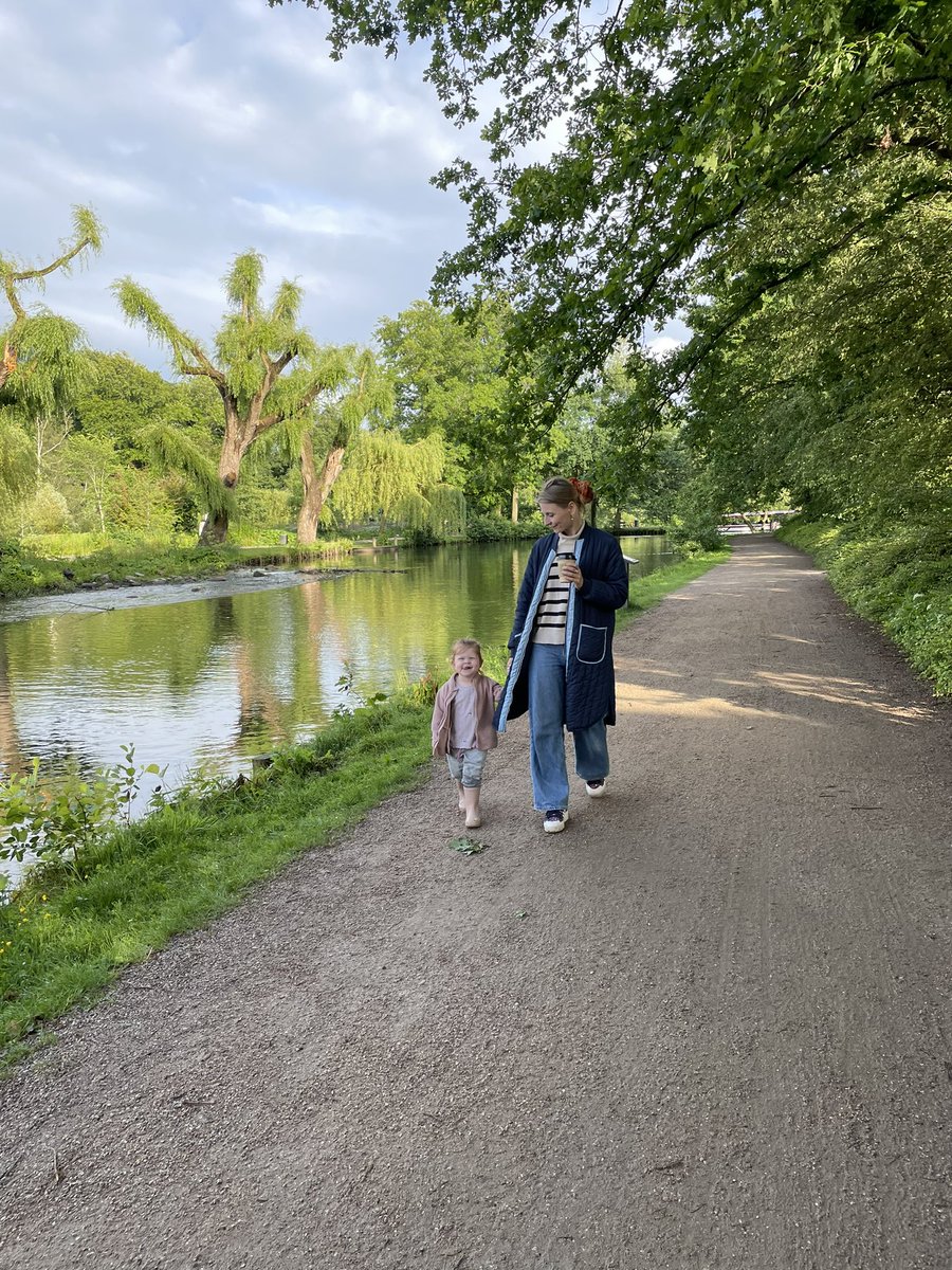 TokeroedHarald's tweet image. internet. Therefore, we need to start training our AI muscles 🧠 as people - especially as employees, but certainly also in the boardroom and executive management, where these muscles are currently quite weak...

#peoplebeforetech #innovation #creativity #businessstrategy #ai