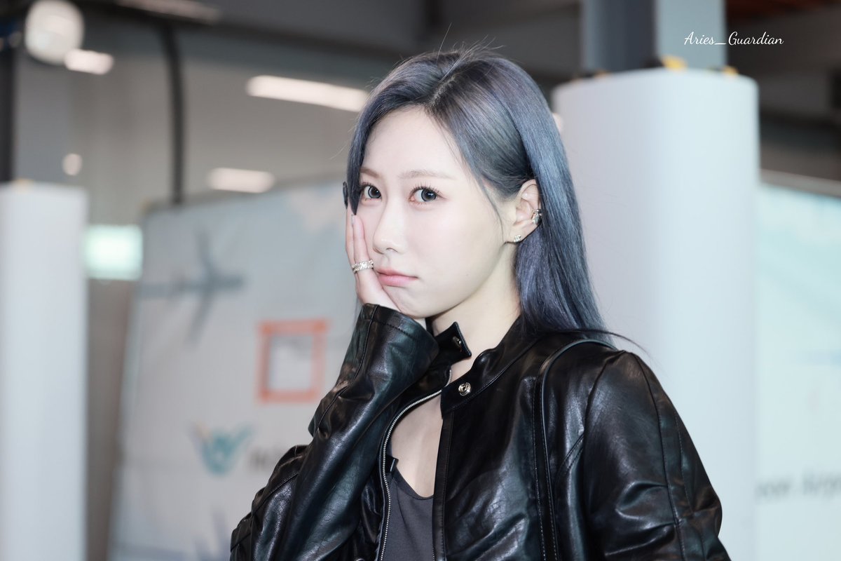 240613 ICN 한동 인천출국 

시크고양이🖤

 #한동 #드림캐쳐 #handong #dreamcatcher #韩东