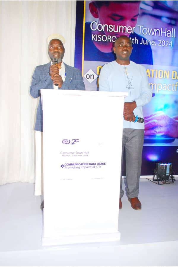 fsme_uganda's tweet image. Consumers of data and pay TV, including owners of MSMEs, in Kisoro had an interactive engagement with various stakeholders in the communications sector during the @UCCOfficial’s Consumer Town Hall Meeting at Kisoro Municipal Hall yesterday.

The meeting attracted district.. 🧵👇🏾