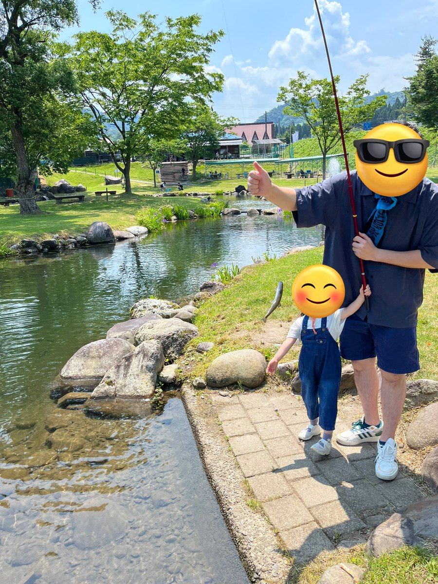 big_shun_'s tweet photo. 釣りも初めて、川魚を食べるのも初めて、娘にとっては良い体験になったかな

これからも色々な体験をして、笑顔で元気に成長して下さい https://t.co/qyMlWyCQvN
