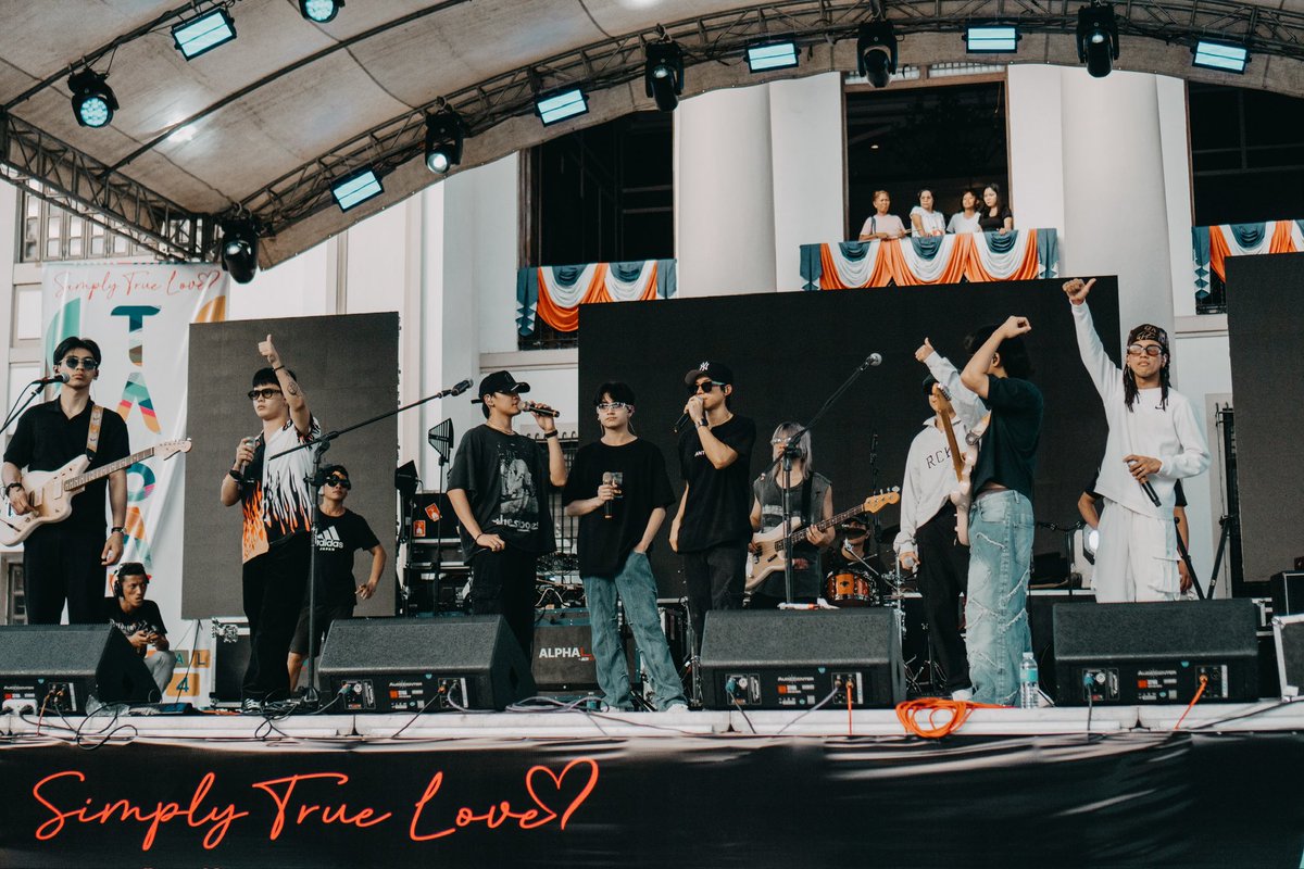 TheJuans_BAND's tweet photo. Soundcheck done ✅
Kita kits later at Tabak Festival!

#AlaJuansAtTabakFest https://t.co/Ms3C63wsI0