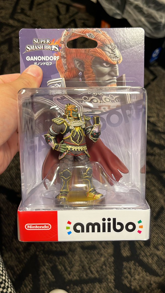 ganonkrow's tweet photo. 今更かもしれないけどww
ニンテンドーオーサカで買いました！！ https://t.co/6XsTnpbR71