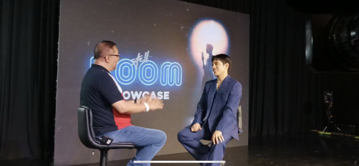 lharsantiago's tweet photo. Interviewing Stell is a delight. He is so honest. You can see the sincerity in his eyes. He talks with sense. No wonder he is so loved
@stellajero_ #Stell
#WatchStellRoomMV https://t.co/zvY2qrcUR0