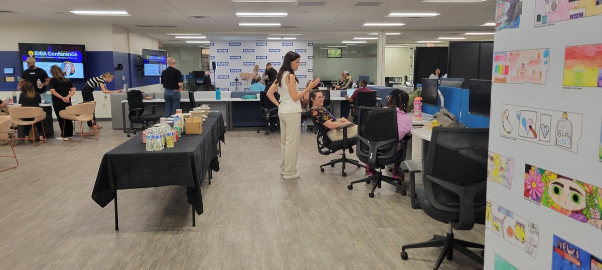 CullenJoye's tweet image. I really enjoyed the &quot;Paper&quot; conference!  It was refreshing to meet educators from Nevada, Mississippi, New Mexico, Georgia, Kentucky, and Illinois.  We learned from each other as we collaborated about a variety of ways to use &quot;Paper.&quot;  @paperlearning 

##PaperIDEAconference