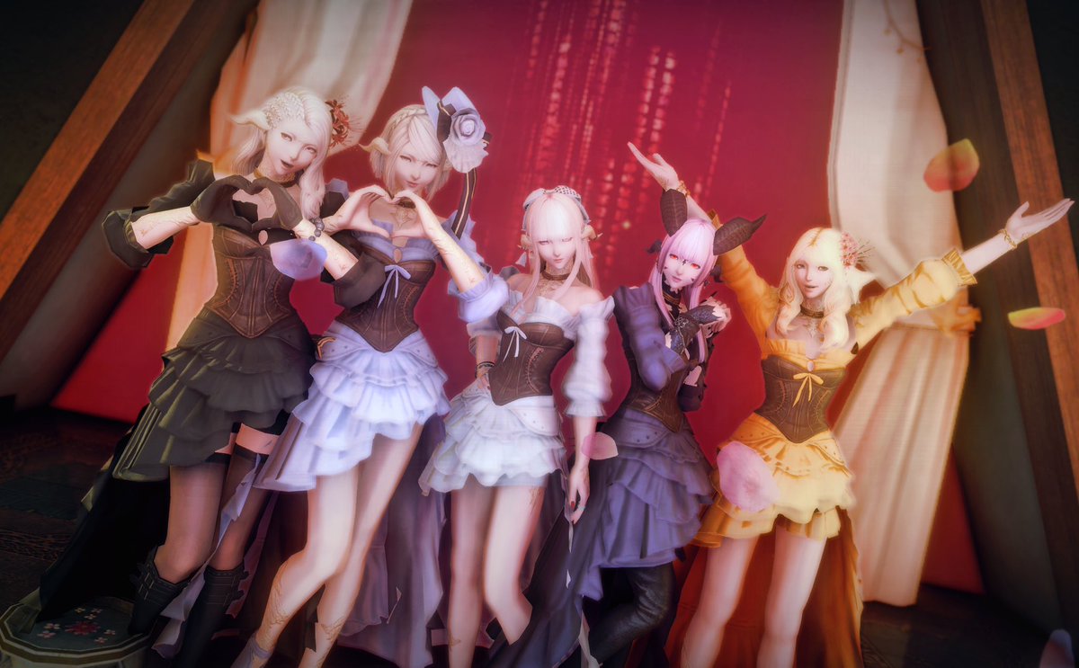 See you tonight at #BSSCAM_XIV 🖤✨With my girls from #aurasdream🎀
#FF14 #FFXIV #ElementalDC