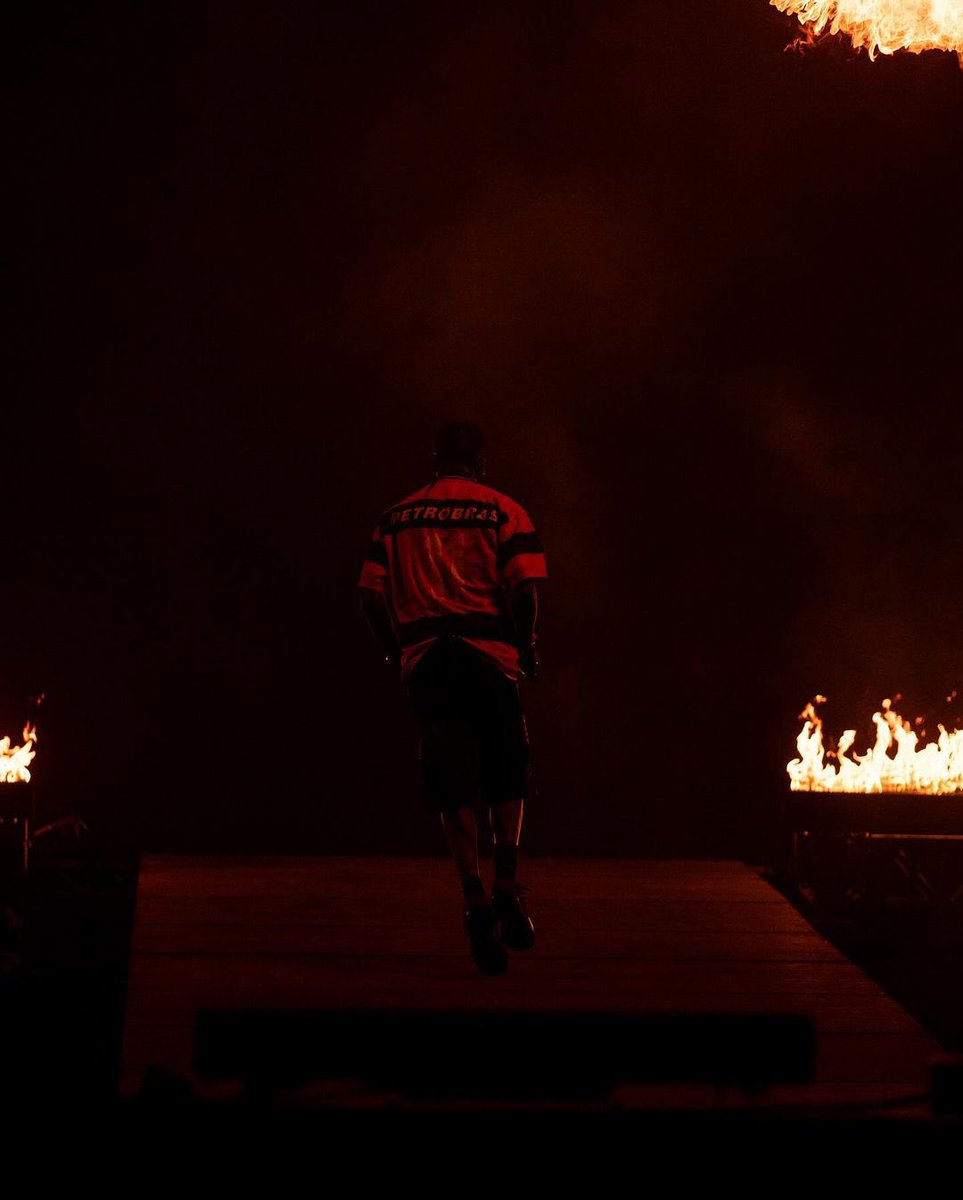 CIRCUS MAXIMUS (@travisontour) on Twitter photo 