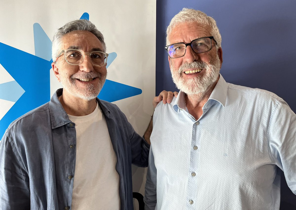 💥Comencem #EscolaFamília <a href="/radioestel/">Ràdio Estel</a> amb el suport @FeccComunicacio 

👉🏼 Educar en l’esperança amb <a href="/GregorioLuri/">Gregorio Luri</a> i <a href="/pacolopezjim/">Paco López Jiménez</a> 

🎧 radioestel.cat