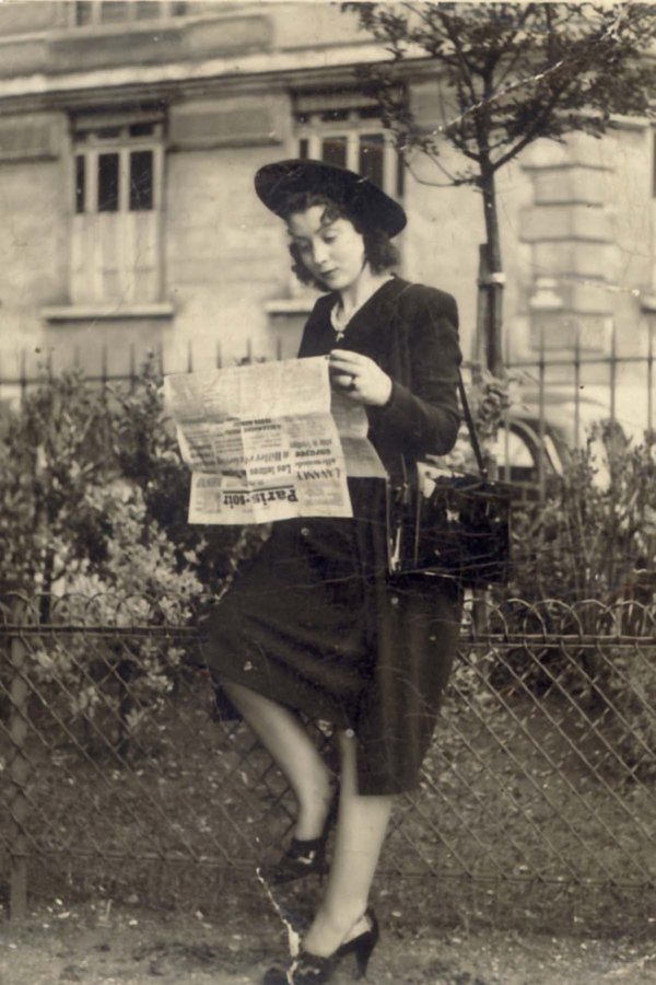 Auschwitz Memorial (@auschwitzmuseum) on Twitter photo 15 June 1919 | A Polish Jewish woman, Chaya Bluma Hauszwalb, was born in Puławy. She lived in Paris.
In November 1942 she was deported to #Auschwitz from Drancy. She did not survive. 15 June 1919 | A Polish Jewish woman, Chaya Bluma Hauszwalb, was born in Puławy. She lived in Paris.
In November 1942 she was deported to #Auschwitz from Drancy. She did not survive.