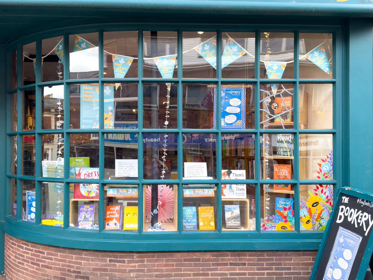 thebookeryhq's tweet photo. And we’re off ! #indiebookshopweek has started. First 100 customers to buy a book from us today will get a free £5 book voucher. You read that right, free ! A good book can take you anywhere, so please shop local and shop independent &amp; support your local book shop @booksaremybag https://t.co/aJP1T3BWS7