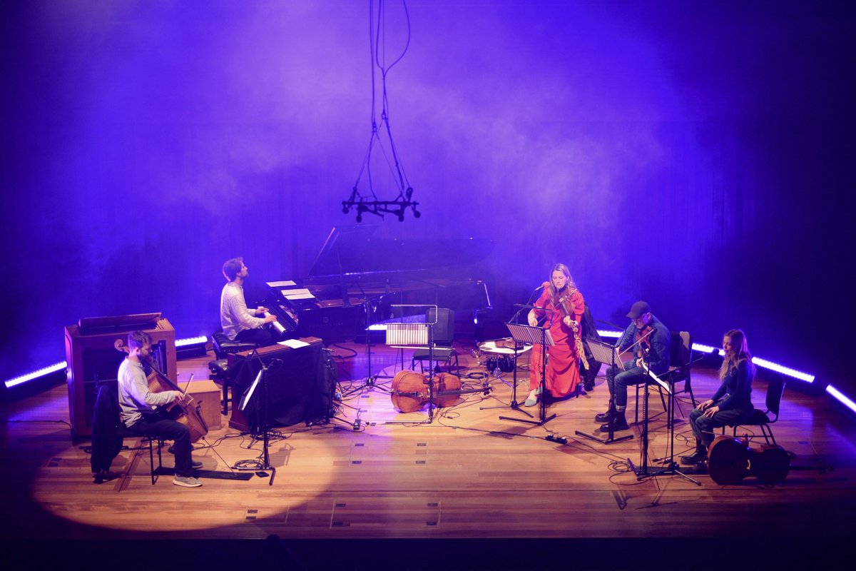 Héloïse Werner (@heloise_werner) on Twitter photo Tonight on <a href="/BBCRadio3/">BBC Radio 3</a> 10.30pm - the second part of our concert <a href="/BarbicanCentre/">Barbican Centre</a> last April with <a href="/AliceZawadzki/">Alice Zawadzki</a> @obanfiddle <a href="/CellinAlexander/">Colin Alexander</a> & Kit Downes ♥️ presented by 🌟 <a href="/KateMolleson/">kate molleson</a>
bbc.co.uk/programmes/m00… (photo by <a href="/eiwerner/">Evan Werner</a>) Tonight on <a href="/BBCRadio3/">BBC Radio 3</a> 10.30pm - the second part of our concert <a href="/BarbicanCentre/">Barbican Centre</a> last April with <a href="/AliceZawadzki/">Alice Zawadzki</a> @obanfiddle <a href="/CellinAlexander/">Colin Alexander</a> & Kit Downes ♥️ presented by 🌟 <a href="/KateMolleson/">kate molleson</a>
bbc.co.uk/programmes/m00… (photo by <a href="/eiwerner/">Evan Werner</a>)