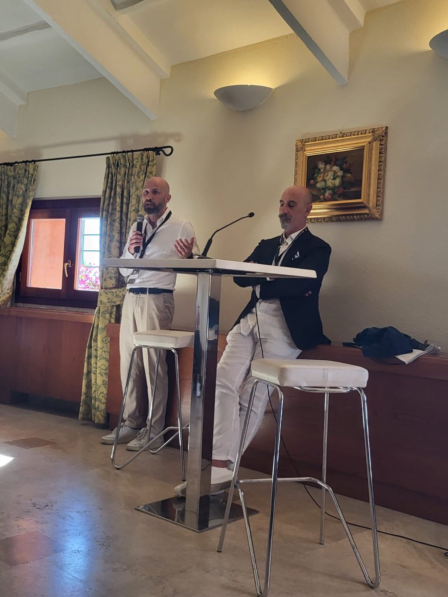 Ieri abbiamo partecipato alla prima notte bianca dei CdL, organizzata dal Consiglio Provinciale di Roma dell’Ordine dei CdL. Una giornata di formazione e confronto tra colleghi.
Tanti i momenti di riflessione e condivisione delle idee.
Un successo di numeri e partecipazione.