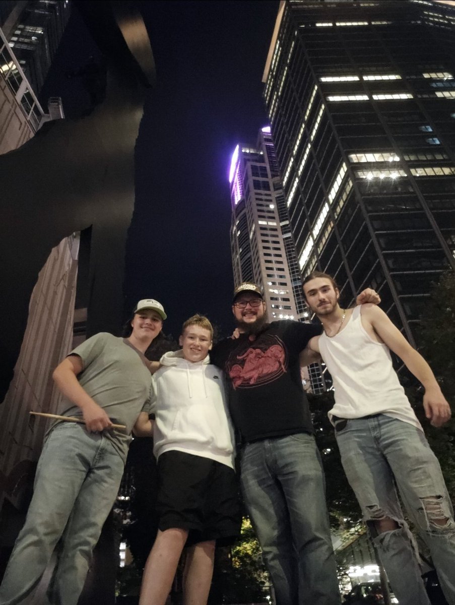 NapalmDaydream's tweet image. Fam is errytang