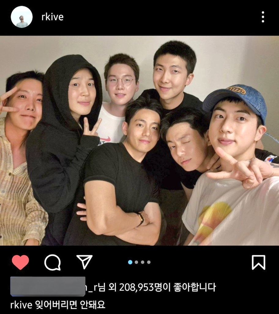hye_bbit's tweet photo. 어떻게 잊어ㅠㅠㅠㅠ 못잊어ㅜㅜㅜ😭 https://t.co/BNUWSrvycF