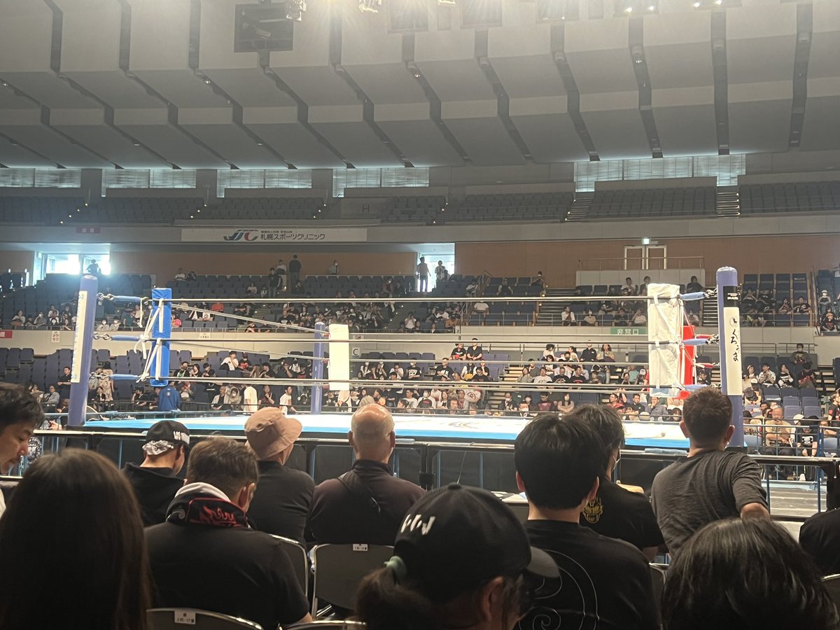 7Sousuke's tweet photo. 久しぶりのプロレス観戦
 #ALLTOGETHER https://t.co/8pa5E0iC5X