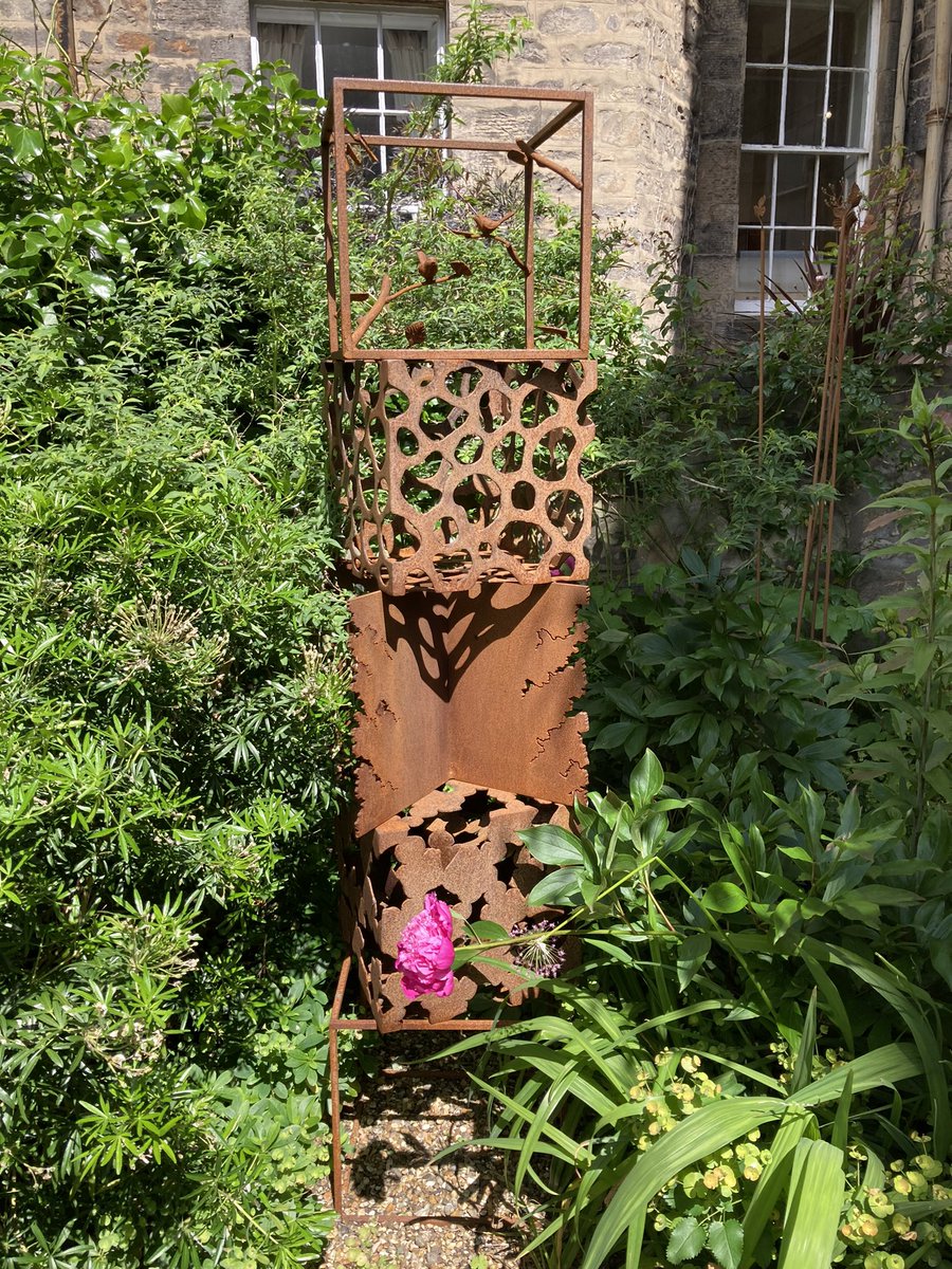 AliceStrang's tweet photo. AMONGST THE THREES: Great to see the work of @AndreaGeile in the garden of @ScottishGallery as part of their Amongst the Trees exhibition, which runs until 27 July 2024. Info: https://t.co/Nb9b6arr6e #andreageile #sculptor #sculpture #cortensteel https://t.co/xPyRygMLMD