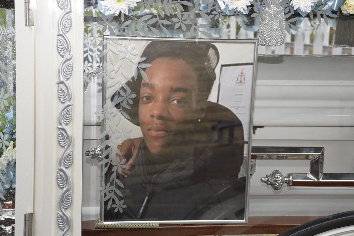 kemoywalker's tweet photo. Our next projects will be working on Knife Crime and working with people who are doing amazing work on this, especially for a long time, thanking @dpl2310 @ali_cope, Kelly Brown and many others, we have lost too many young ones including my Prince Walker-Ayeni. 😓❤️😇 R.I.P https://t.co/CfE1i6V4xA