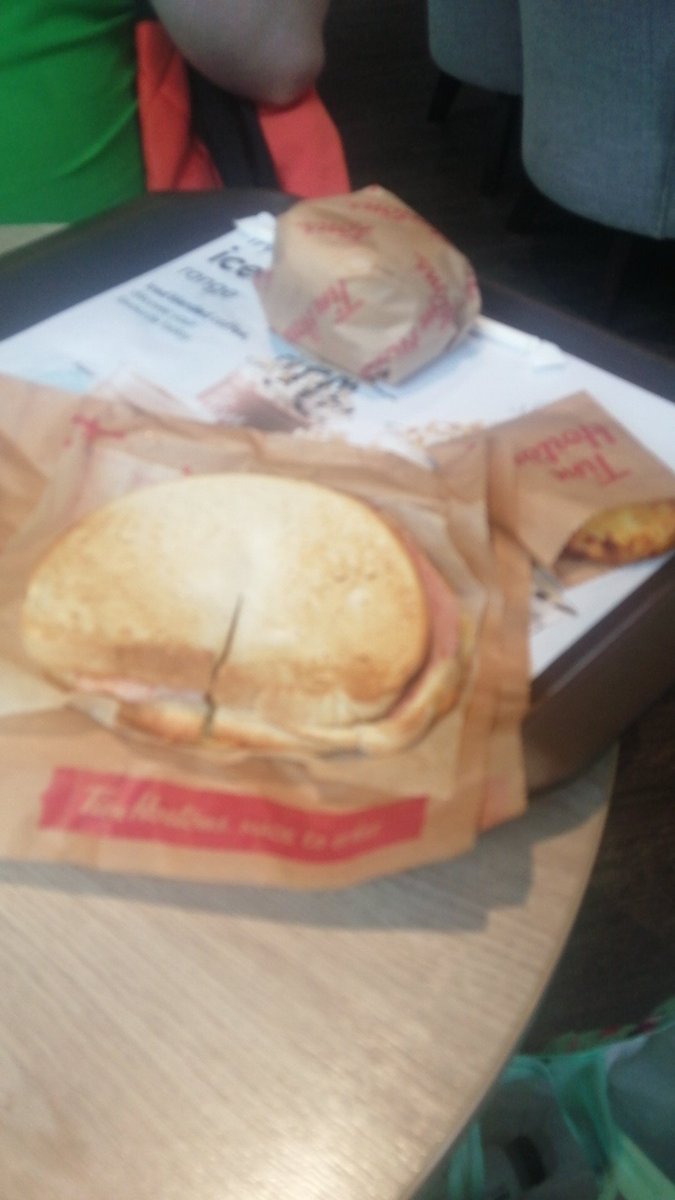 Breakfast with <a href="/animeintheuk/">Anime in the uk</a> before con times...