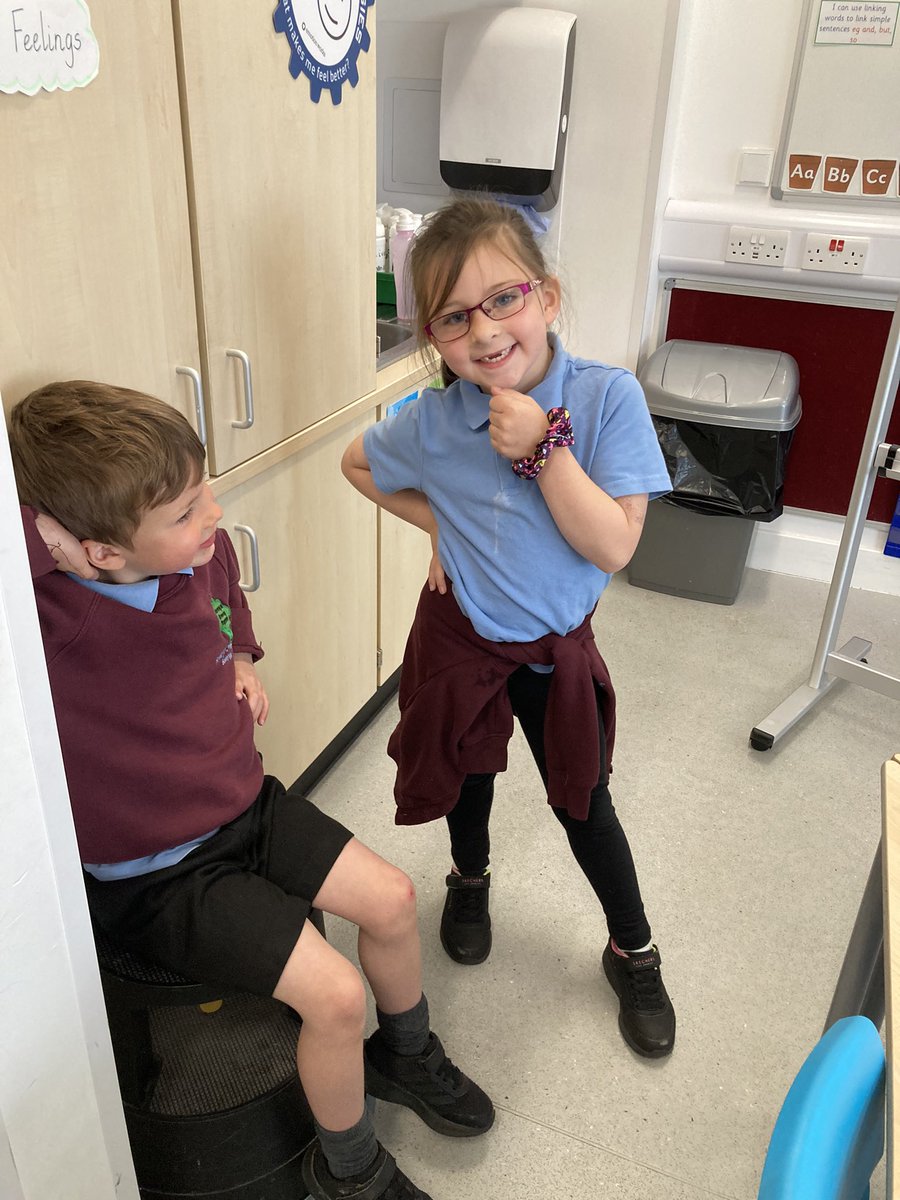 stmarysrcps's tweet image. P1 using their cooperative learning skills to interview each other to find out something new about their classmates.
#cooperativelearning
#talkingandlistening