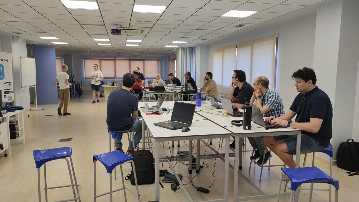 DotNetters Zaragoza tweet media