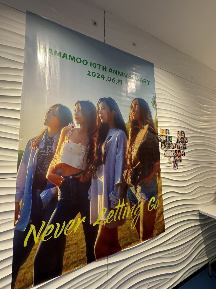 arystrwbrry's tweet image. #ALetterForMamamoo
#Mamamoo10thAnniversary
#NeverLettingGo
@notesbyygm
@mamoo_teammt
