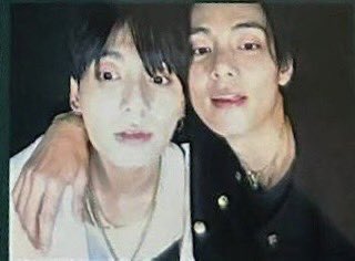 taekook tweet media
