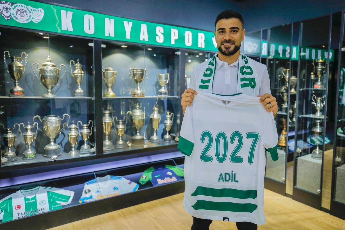 Adil Demirbağ ile sözleşme yeniledik. ✍️
👉 konyaspor.org.tr/Haber/adil-dem…