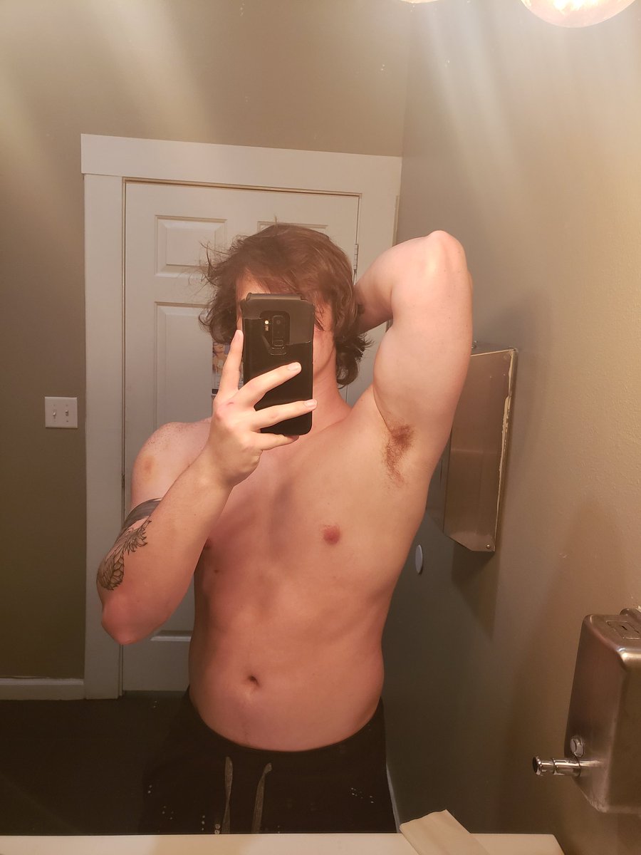 finmasterdom's tweet photo. my sweaty pits will make you a mindless slave

#findom #cashmaster #humanatm #armpits #armpitfetish #paypig #alpha #alphafindom #gayfindom #humiliation #walletdrain https://t.co/4j1n6oyvus