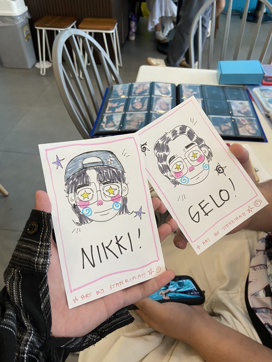 feeverfew's tweet photo. had so much fun today !! thank you to all the lovely artists for your works 🥺  everything’s so pretty and everyone was so nice 🫶🏻 thank you and congrats po for the successful event ! @girlz_dnd https://t.co/RP3B0RfDBg