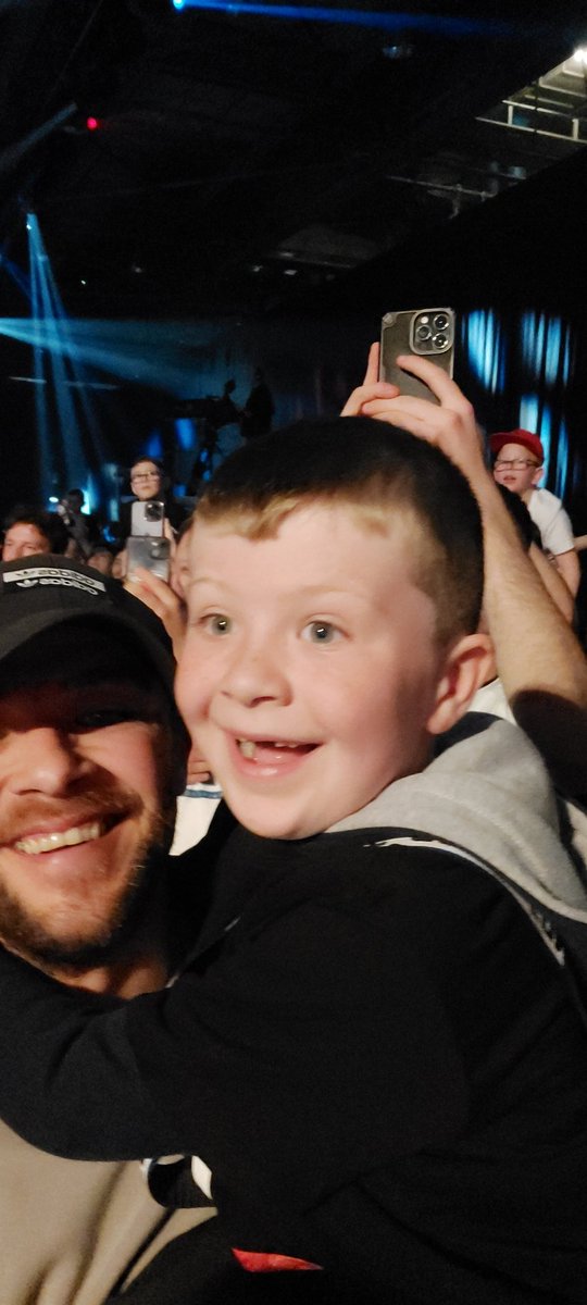 neeksaitken's tweet photo. Having the time of his life yesterday  best birthday ever 💙 @CodyRhodes @WWE @WWEUK https://t.co/5GHj0eqBVH